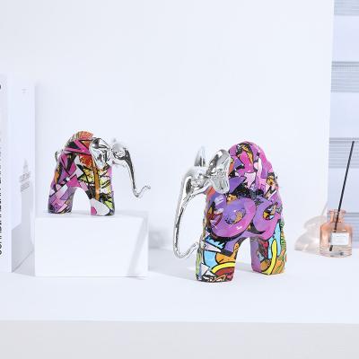 China Fashionable Art Elephant Modern Sculpture Interior Decoration Europe Pop Home Decor for sale