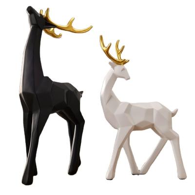 China Europe Wholesale Promotional Antique Crafts Custom Resin Deer Sculpture Table Tops Crafts Decor for sale