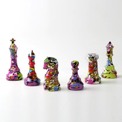 China Large Size Europe Resin Design Graffiti Pop Chess Modern Figurine Sculpture Home Decor for sale