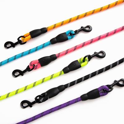 China Personalized Large Dog Leashes And Plastic Pet Collars For Leather Dogs With Great Price for sale