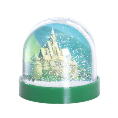 China Global Wholesale Plastic Snow Globe Custom Photo Insert BSCI Audit OEM Travel Townhouse Snow Globe With Blowing Snow for sale