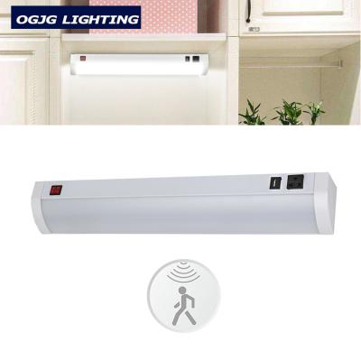 China OGJG Wall Mounted Battery Operated Led Lights For Clothing Closet Wardrobe Cabinet With Motion Sensor for sale