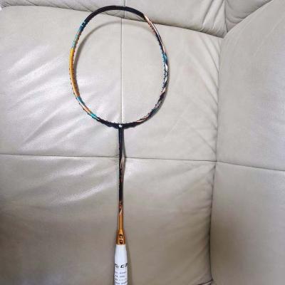 China Eastic & Durable Weight 87(g) 3U Carbon Shaft High Modulus Carbon Graphite Material Badminton Racket for sale