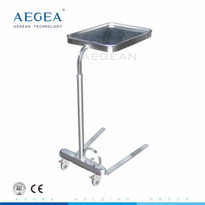 China Altura de AG-SS008C ajustable por las tablas de la bandeja del acero inoxidable del pedal 304 del pie con las ruedas en venta