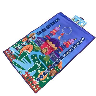 China ODM Non-slip Wholesale Islamic Kids OEM Madina Electronic Interactive Prayer Mat For Kids Blanket Gift Muslim Eid Ramadan Sejeda for sale