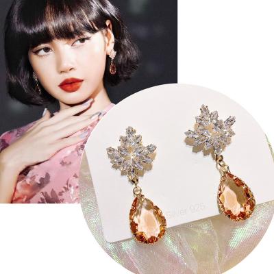 China TRENDY Korean Star The Same Style Rhinestone Flower Fashion Orange Crystal Shiny Stud Earrings For Women for sale