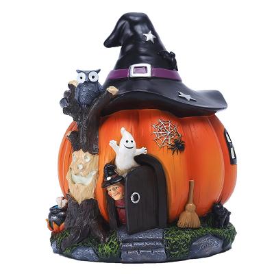 China Bright Resin Crafts Gifts Halloween Christmas Day Pumpkin Decoratiom Witch House Decoration Border Decor for sale