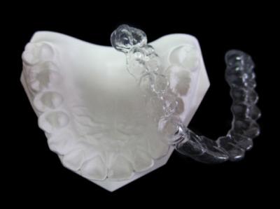 China Transparent Plastic Braces Retainer Orthodontics Clear Retainers for sale