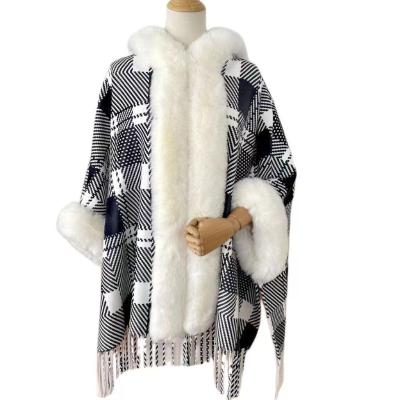 China Anti-wrinkle autumn and winter new plaid loose plush thickened large wool collar shawl coat hooded knitted woolen women for sale