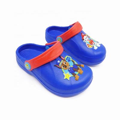 China Flat Hot Sale Beach Garden Clogs Slip On EVA Kids Hobbles For Girls And Boys With Cute Decorations for sale