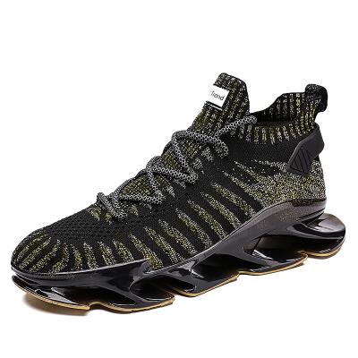 China 2021 Anti-slippery new fashion knitted upper men's breathable shoes casual sports shoes sneakers shoes for men for sale