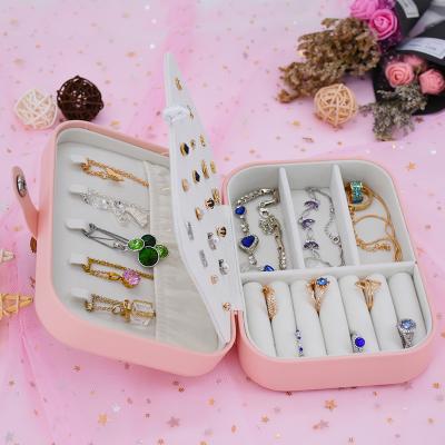 China Luxury Rose Rectangle Jewerly Display Showcase Jewelry Organizer Ring Necklace Portable Jewelry Organizer Handcrafted PU Leather Case for sale