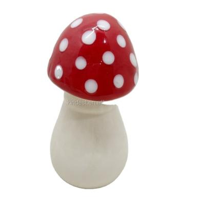 China Modern Red With White Dots Ceramic Mushroom For Garden Decoration for sale