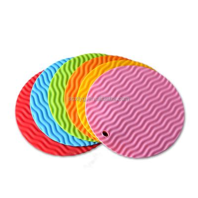 China Custom Stocked Silicone Drink Coaster Cup Mat Tabletop Silicone Oven Mitt Pot Holders for sale