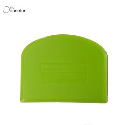 China Sustainable Use Bread Kitchen Dough Scraper Plastic Food Scraper for sale