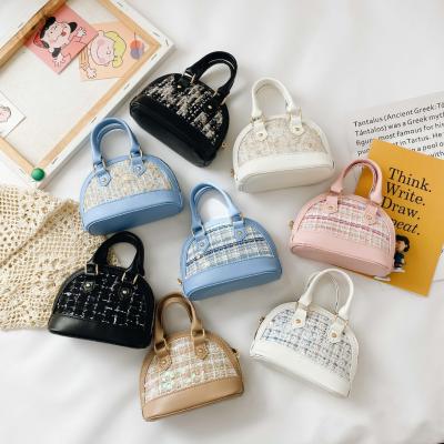 China Mini Fashion Sequin Children's Mini Portable Messenger Bag Girls Kids Shell Bag Princess Shoulder Bag for sale