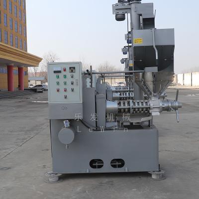 China De grote van de de Sesammosterd van de Capaciteitsschroef Machine van de de Olieverdrijver met Vacuümfilter Te koop