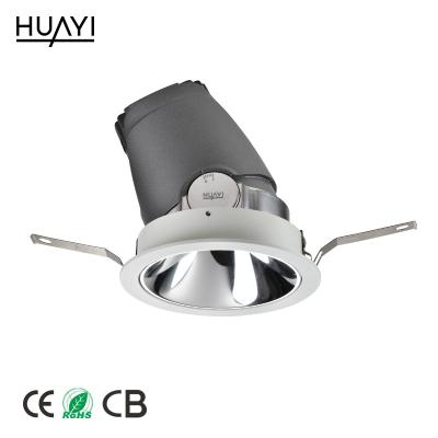 China HUAYI IP20 Modern Adjustable Fluted Modern Face Ring 31W Matte White Spot Lamp With Adjustable LED Spotlight for sale