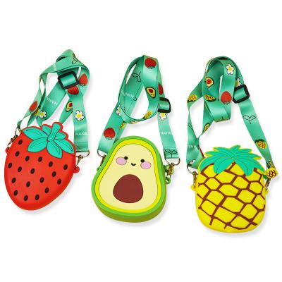 China Fashion Waterproof Korean Children Shoulder Bags Cute Fruit Strawberry Pineapple Shape Silicone Phone Coin Clip Handbags for sale