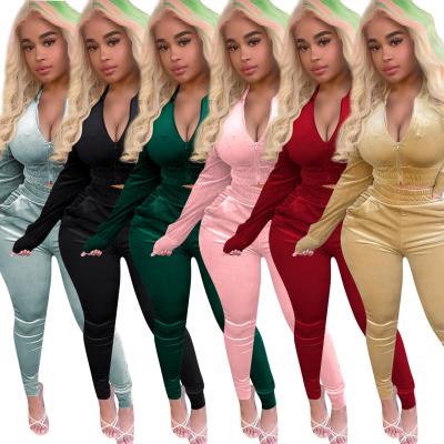 China QUICK DRY Custom Velor Two 2 Piece Pant Set Long Sleeves Crop Top Velor Velor Tracksuit Sweatshirt & Jogger Pants Set For Women for sale