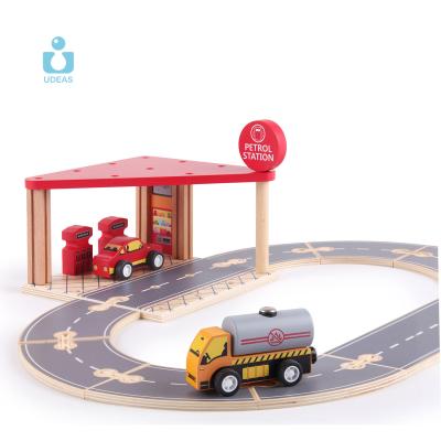 China Educational Toddler Wooden Railway Toy Race Track Toy Montessori Train Station Kids DIY Beech Wood Children's Toy For Kid Wooden Toy for sale