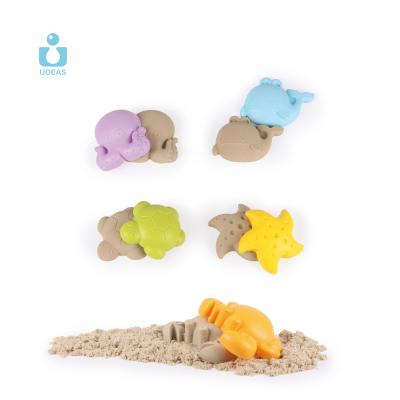 China Food Grade Kids Summer Beach Toy Outdoor Water Sand Model Toy Set Eco Friendly Kids Plastic Beach Toys for sale