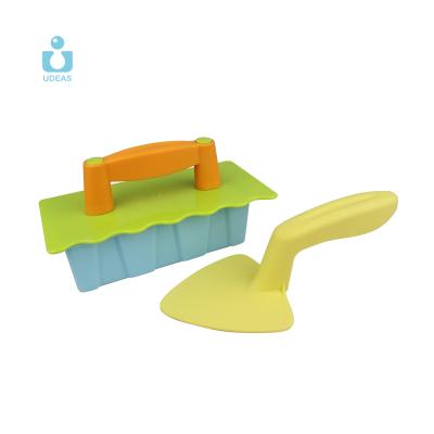 China Food Grade Summer Beach Toy Outdoor Water Beach Sand Toy Set Eco Friendly Kids Garden Tool Plastic Sand Beach Toys for sale