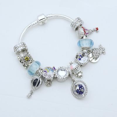 China Wholesale Women Earth Charm Beads Glass Beads Bracelet Ladies CLASSIC Blue Pendant Charms Bracelet for sale