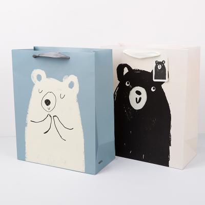 China Recyclable Underwear paper bag cute branded shoes paper bags for packing for sale