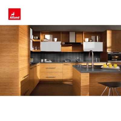 China Allandcabinet Hinged Modern Wood Grain Modular Kitchen Cabinetry Flat Panel Kitchen Cupboards With Clear Glass Door Panel for sale