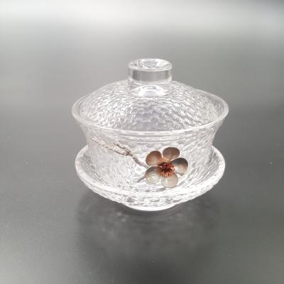 China Viable Exquisite Embossed China Tea Cups Pulp Flowers Tea Cup Embossed Coffee Mug With Glass Lid for sale