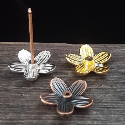 China New Design Chinese Luxury Cute Mini Incense Cones Custom Alloy Metal Censers Flower Incense Holder Stick for sale