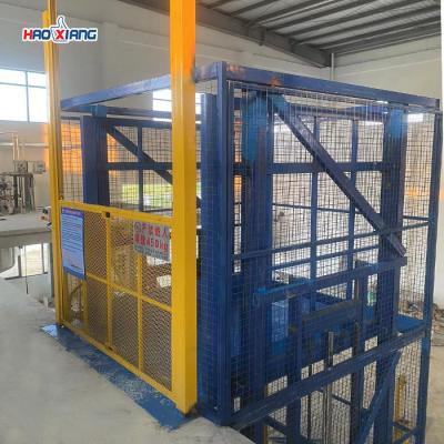 China Heavy-Duty 20,000kg Hydraulic Lift Platform - Guide Rail Freight Elevator for Warehouse Logistics for sale