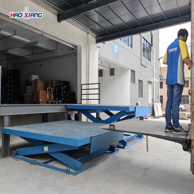 China Anti Skid Fixed Scissor Lift Stationary Hydraulic Scissor Lift With 4m Lifting Stroke for sale