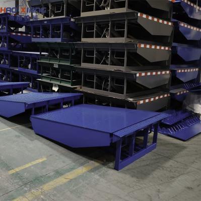 China Customizable Work Platform Hydraulic Loading Dock Ramp With 5mm Non-Slip Diamond Mesh for sale