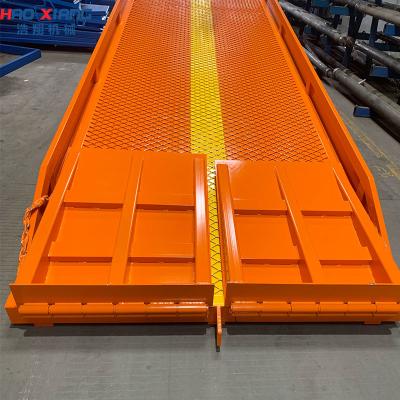 China 20 Ton Capacity Orange Steel Ramp Portable Dock With Anti-Slip Surface for sale