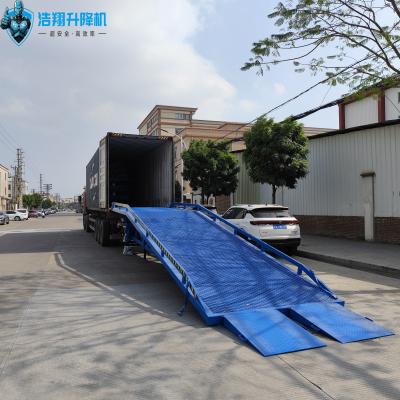 China Loading And Unloading Portable Dock Ramp Blue 10-Meter With 12-Ton Capacity For Efficient Heavy Loading for sale