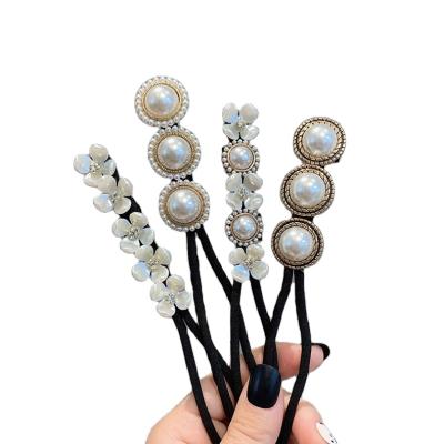 China Dropshipping Retro Fashion Hair Ball Device Lazy Super Fairy Female Pearl Hair Ring Bud Head Head Set Fluffy Jewelry for sale