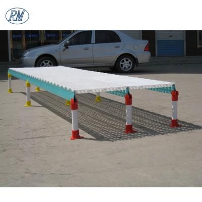 China Easily Assembled Poultry Slat Flooring For Tunnel Aerated Poultyr House for sale