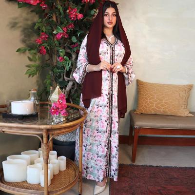 China 1802 MuslimQLO Muslim Women's Abaya Dresses Polyester Print Lace Long Robe Arab Abaya Robe Dubai 1802 for sale