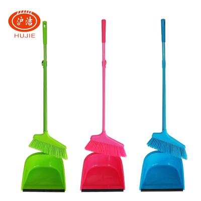 China Eco-friendly Durable Different Color Plastic Small Dustpan with Broom Set with Handle for sale