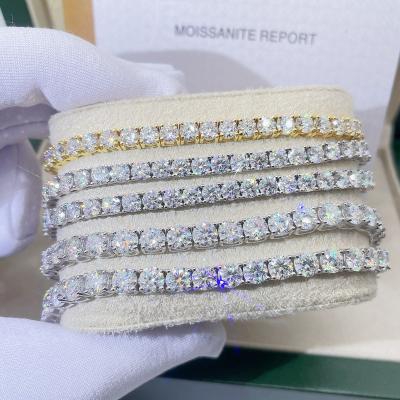 China Classic CLASSIC Style Iced Out VVS Diamond Tennis Bracelet Moissanite Tennis Bracelet Bangle for sale