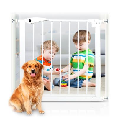 China Living Barrier Gate, Baby Child Safety Products 105cm Baby Child Safety Products 105cm Baby Fence Balcony Kitchen Toilet Stairs Balcony Safety Products Baby Gate for sale