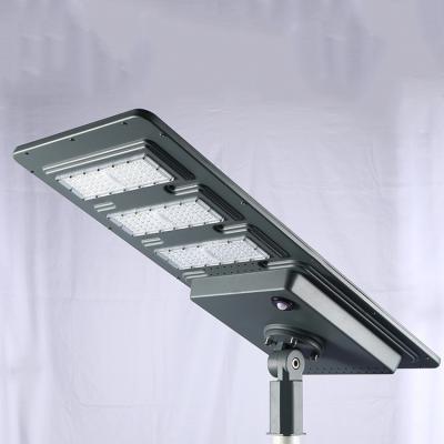 Cina Plastica tutta in un'iluminazione pubblica solare SMD 2835 Chip Outdoor Solar Lights del LED in vendita