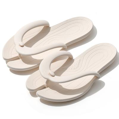 China Foldable Lightweight Indoor Bath Summer Hotel Fashion Trend Travel Beach Couples Slippers Non-slip Outdoor Slippers Bathroom Slippers for sale