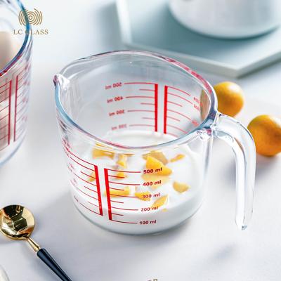 China Viable graduated glass measuring cup/high borosilicate glass measuring bottle for sale