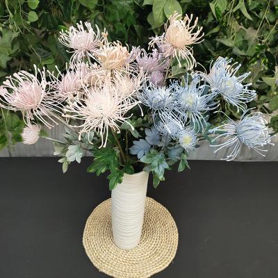 China Silk Fabric Manufacturers Supply High Quality Artificial Pincushion Chrysanthemum Decor Flower Marigold Flowers for sale