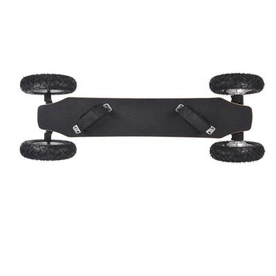 China Cross Country Eco - Friendly Hub Motor Dual Motor Electric Skateboard With Four Wheels for sale