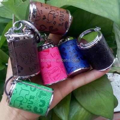 China Eco Friendly Small Pocket Piggy Bank Money Jar Key Chain For Kids for sale