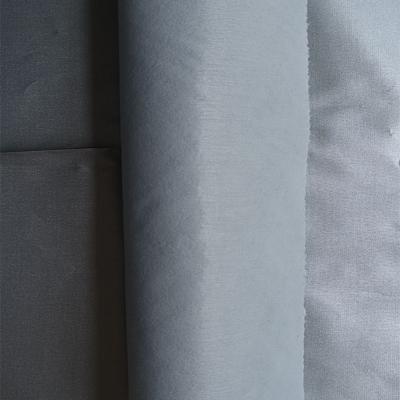 China Shrink-Resistant Car Body Cover $1.28/Yd 210Cm Wdith 125Gsm 150D Silver Coating Oxford Bonded Spunlace Car Cover Wide Width Nonwoven Fabric for sale